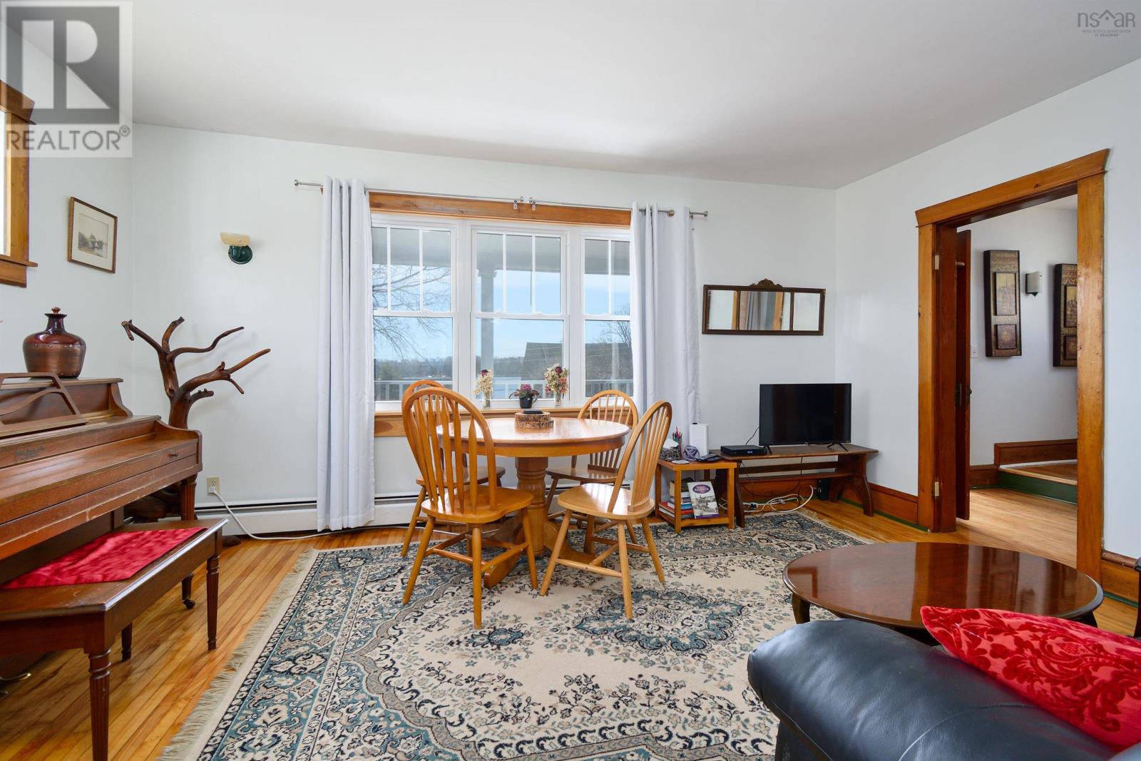 555 Chebucto, Baddeck, Nova Scotia  B0E 1B0 - Photo 11 - 202510971