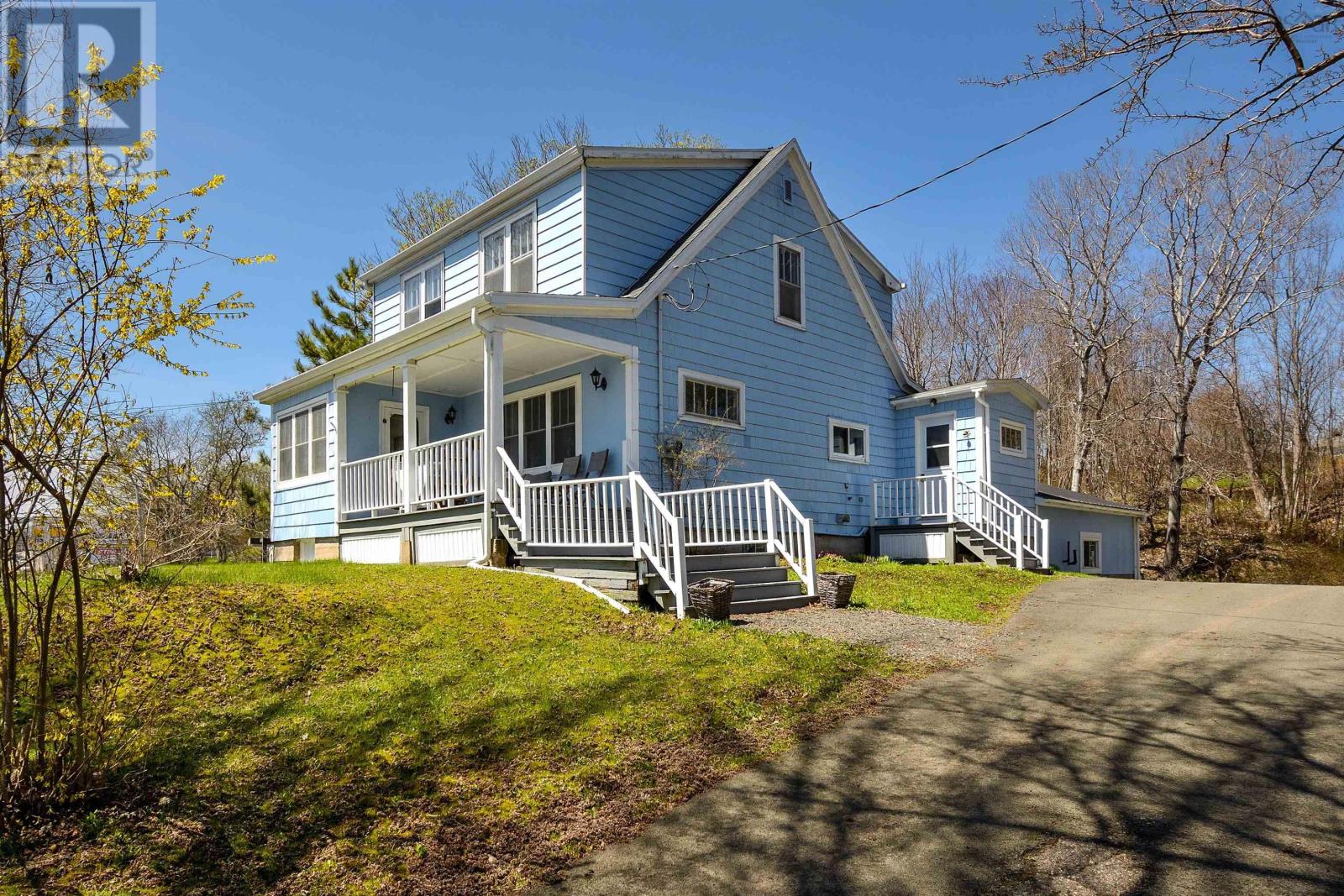 555 Chebucto, Baddeck, Nova Scotia  B0E 1B0 - Photo 50 - 202510971