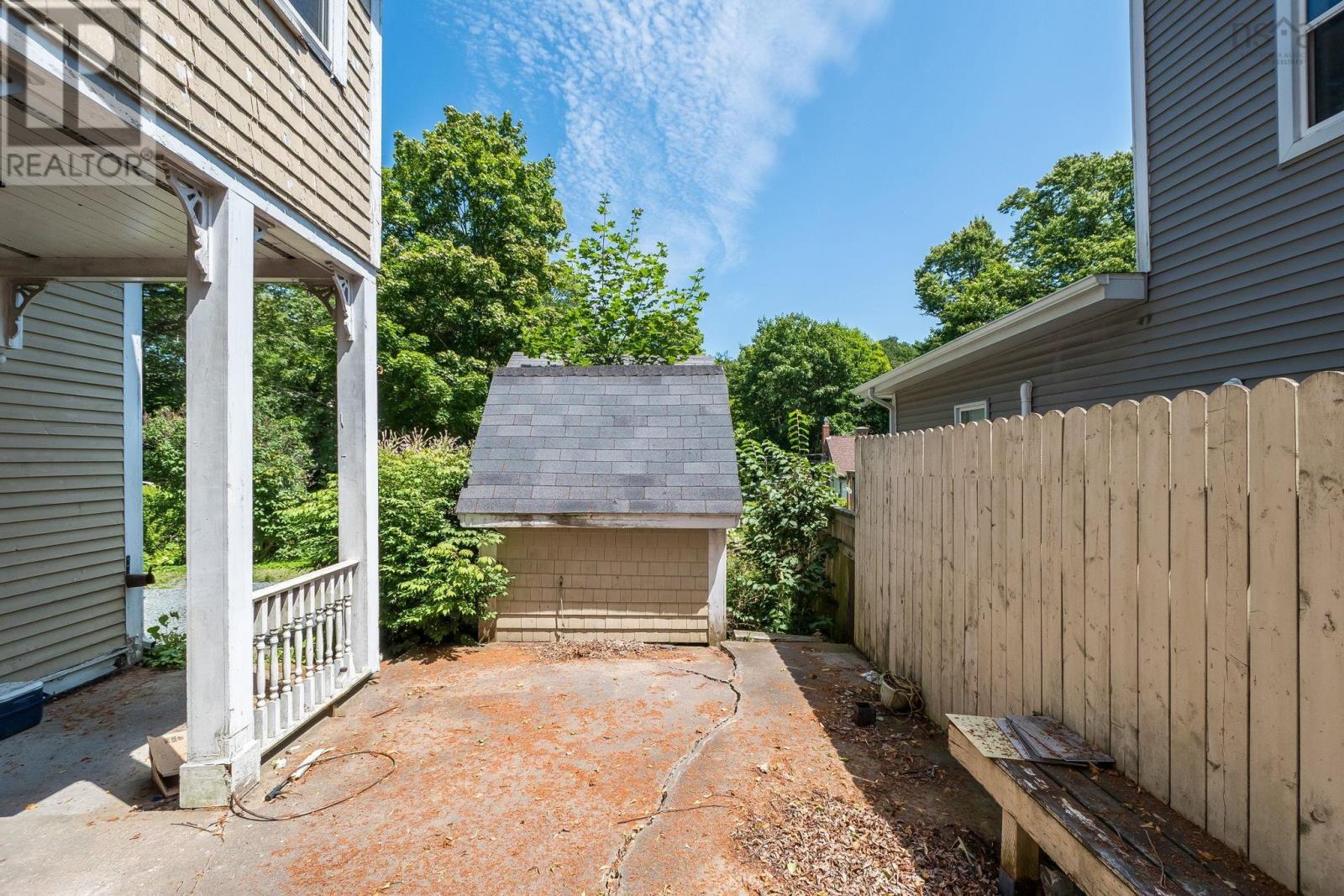 77 Pleasant Street, Dartmouth, Nova Scotia  B2Y 3P6 - Photo 11 - 202518857