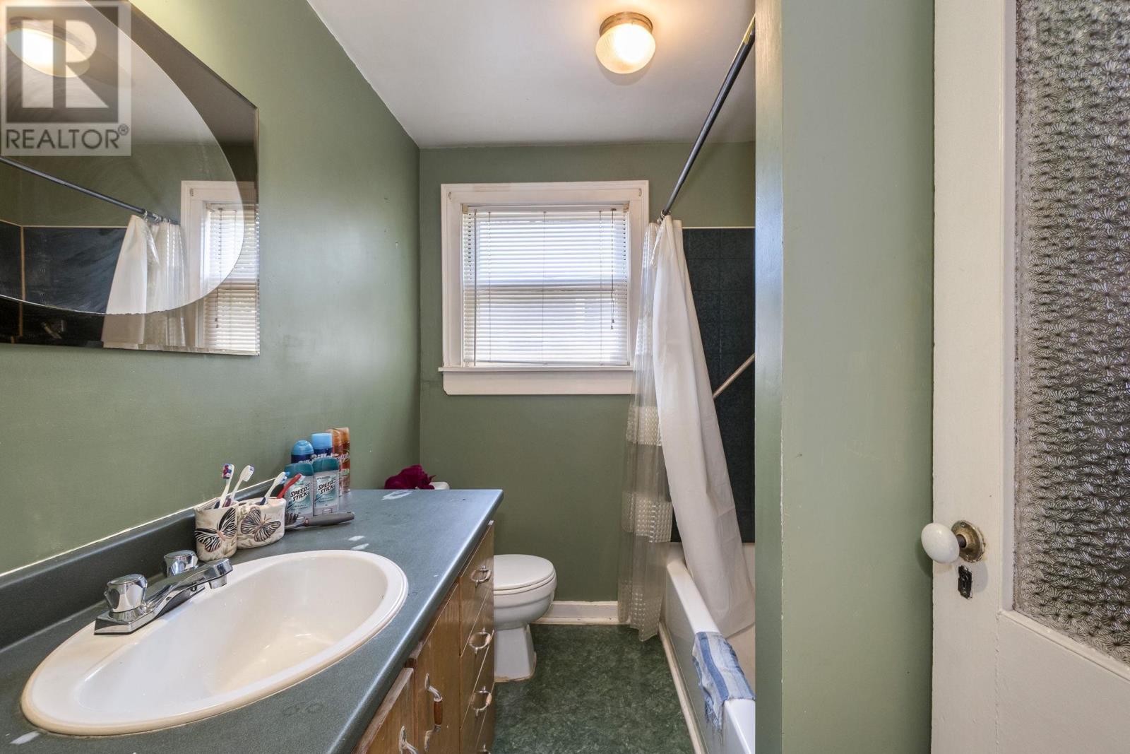 77 Pleasant Street, Dartmouth, Nova Scotia  B2Y 3P6 - Photo 34 - 202518857