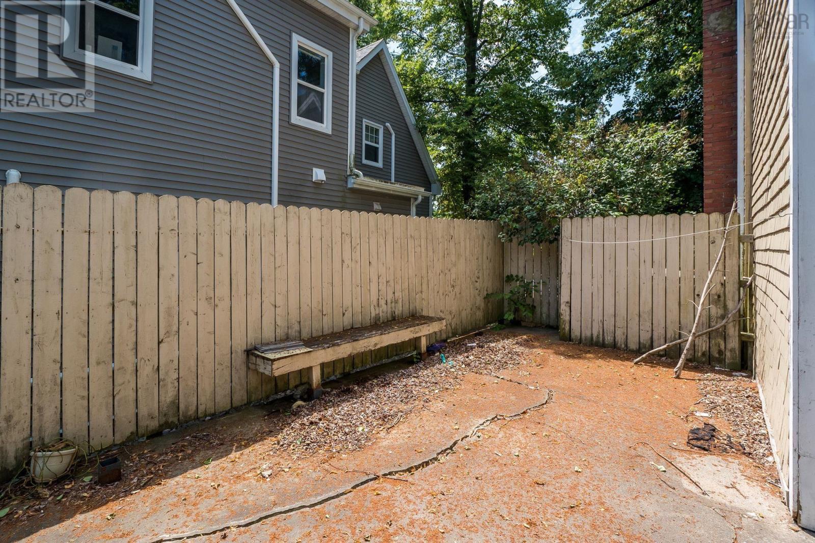 77 Pleasant Street, Dartmouth, Nova Scotia  B2Y 3P6 - Photo 12 - 202518857