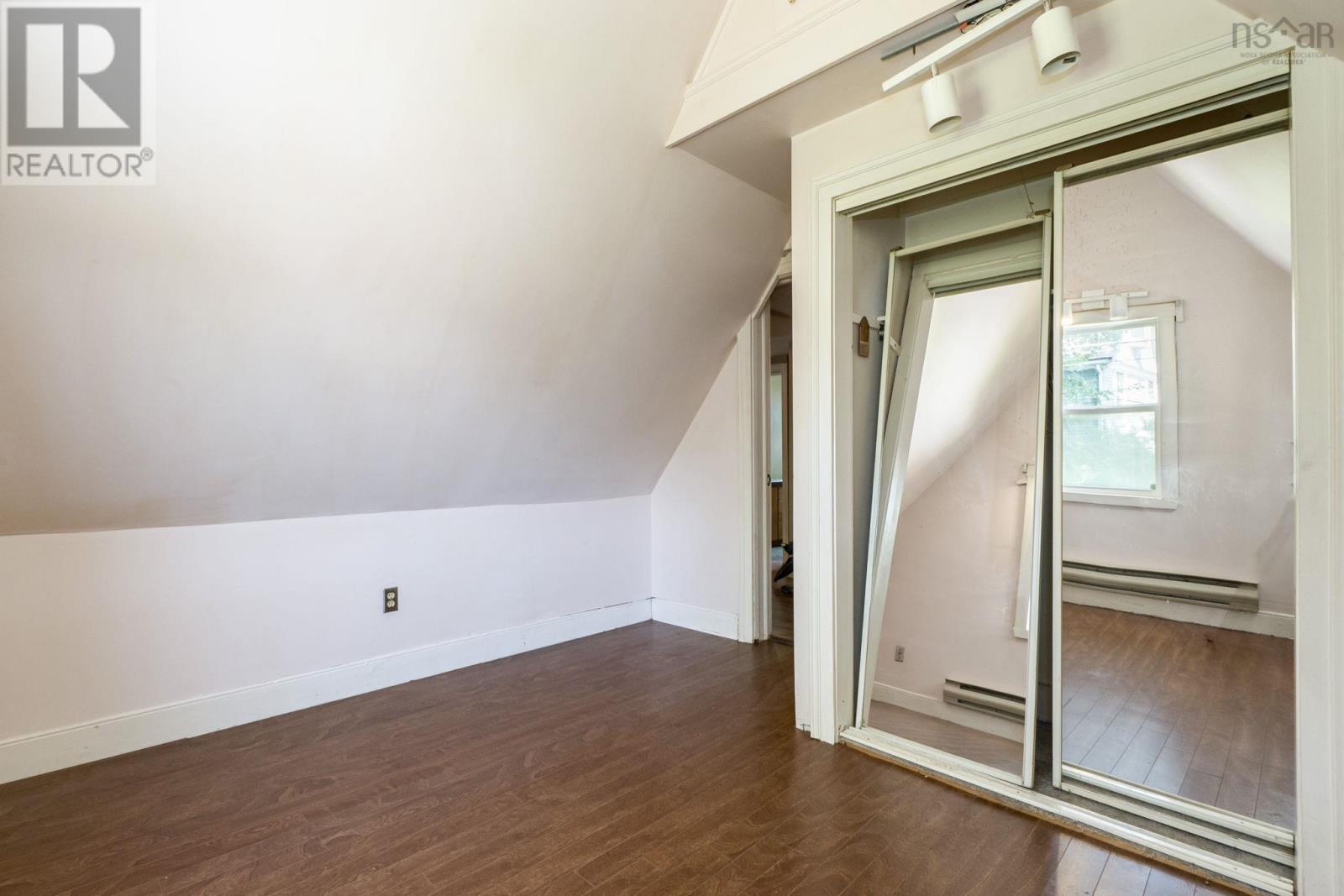 77 Pleasant Street, Dartmouth, Nova Scotia  B2Y 3P6 - Photo 33 - 202518857