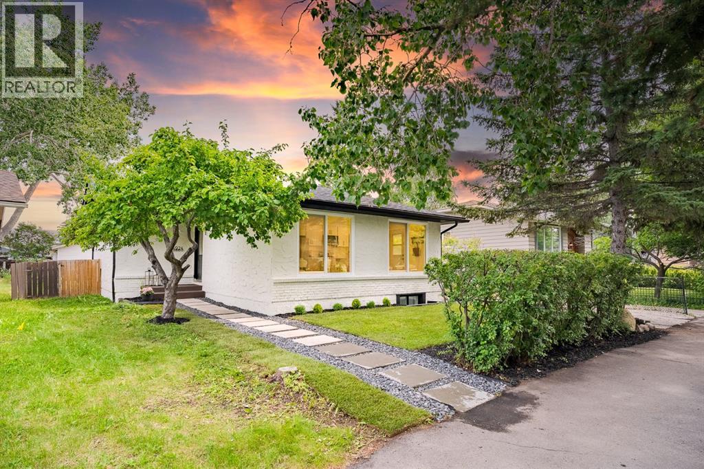 Property at 14924 Deerfield Drive SE image 2