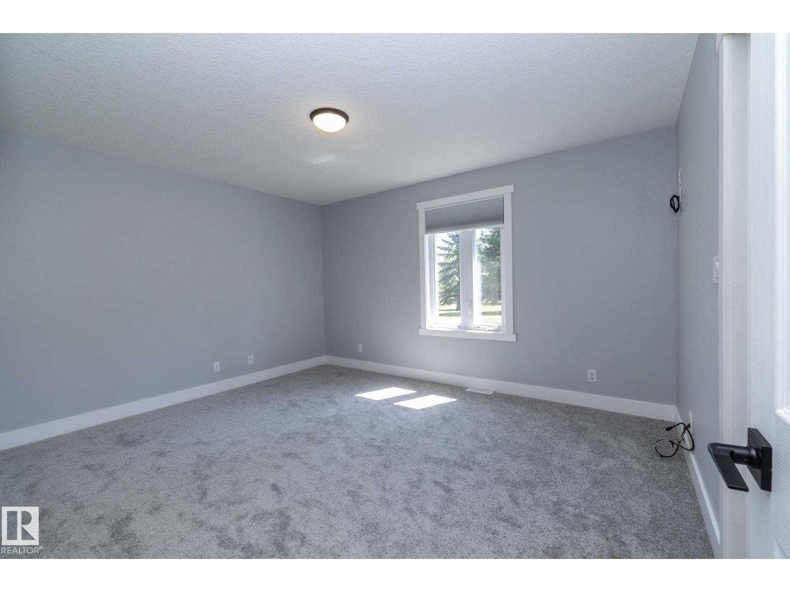Property at #29 51128 RGE ROAD 261 image 4