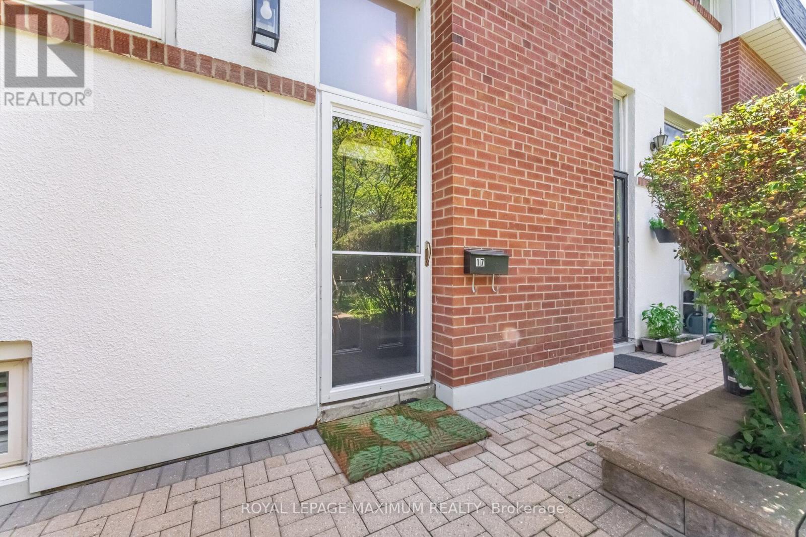 Property at 17 - 90 GEORGE HENRY BOULEVARD image 4