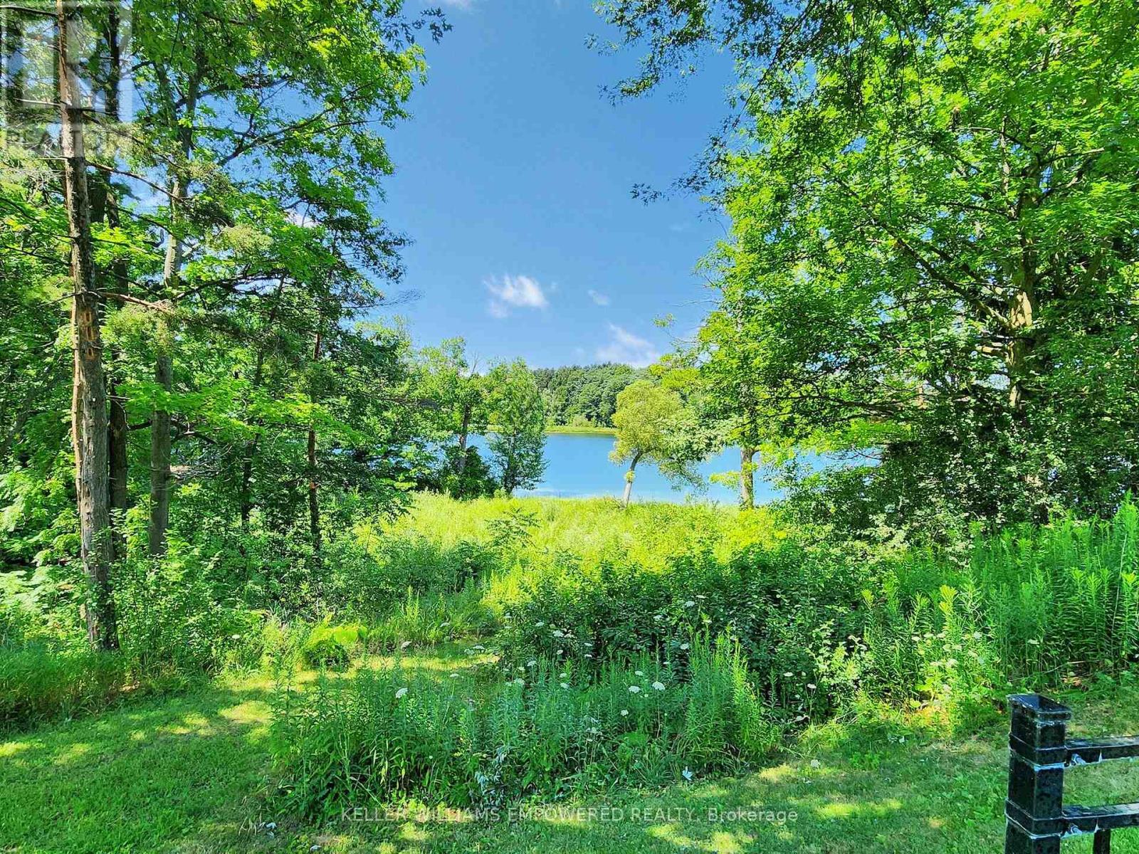 Property at 12 MACLEOD ESTATE COURT image 3