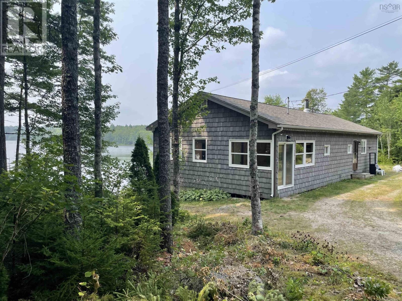 100 Pernette Lake Road, Lake Centre, Nova Scotia  B0R 1G0 - Photo 10 - 202519820