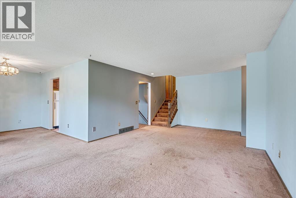 Property at 40 Edgeford Road NW image 2