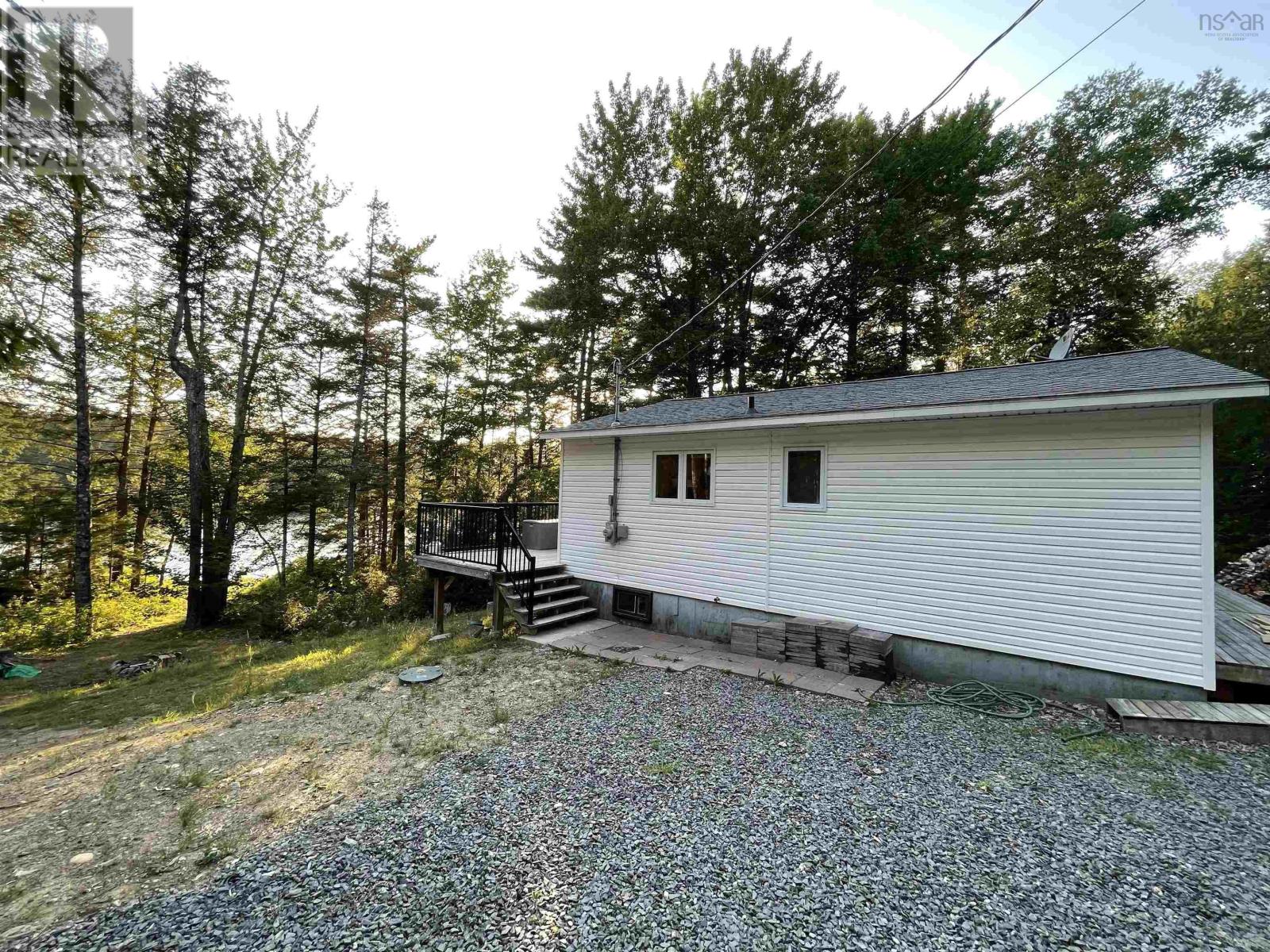 141 Hidden Lake East, Labelle, Nova Scotia  B0T 1E0 - Photo 17 - 202519877