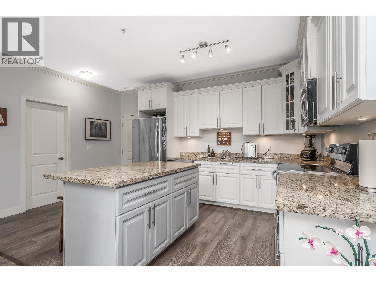 207 22363 Selkirk Avenue, Maple Ridge, British Columbia  V2X 2X6 - Photo 5 - R3034831