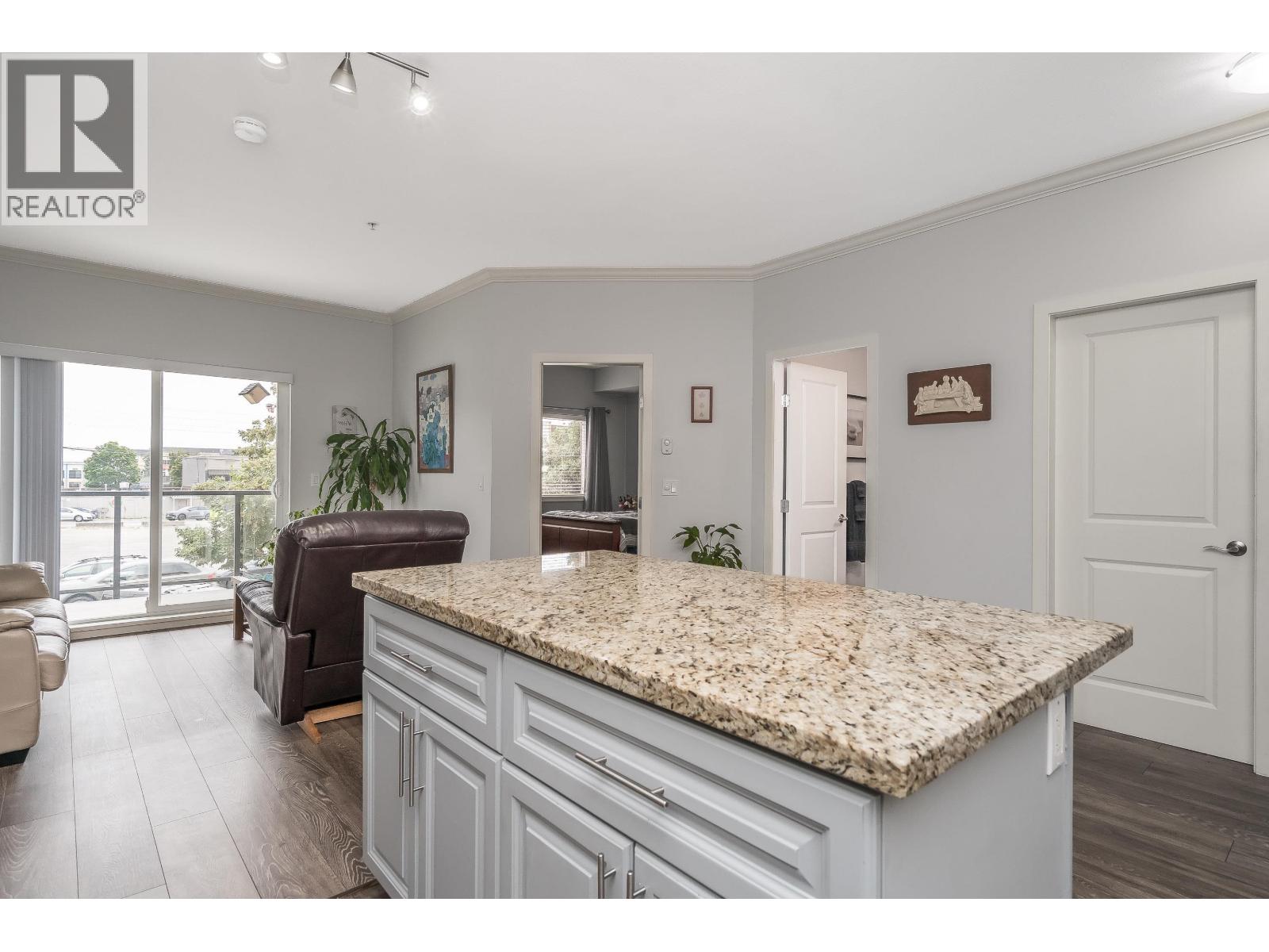 207 22363 Selkirk Avenue, Maple Ridge, British Columbia  V2X 2X6 - Photo 7 - R3034831