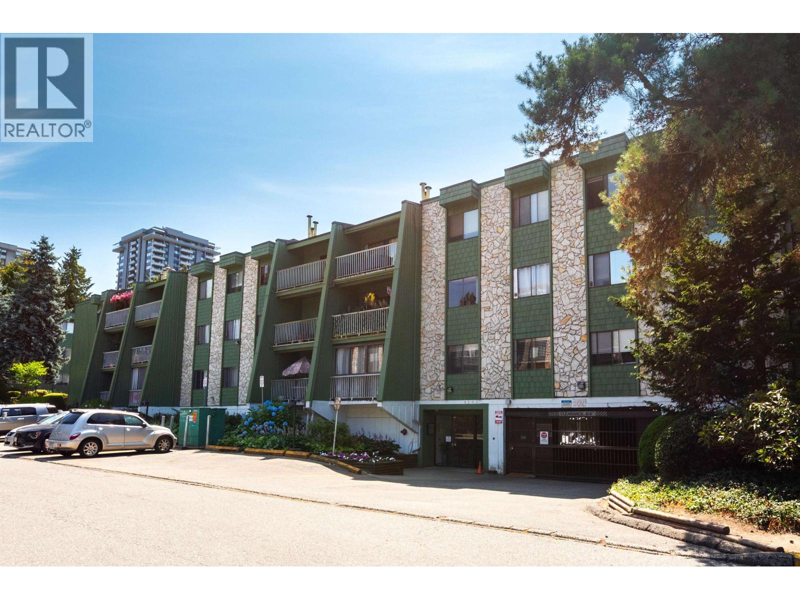 207 9202 Horne Street, Burnaby, British Columbia  V3N 4K2 - Photo 1 - R3034927