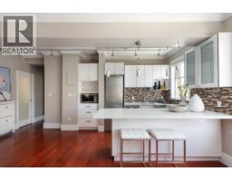 55 777 BURRARD STREET