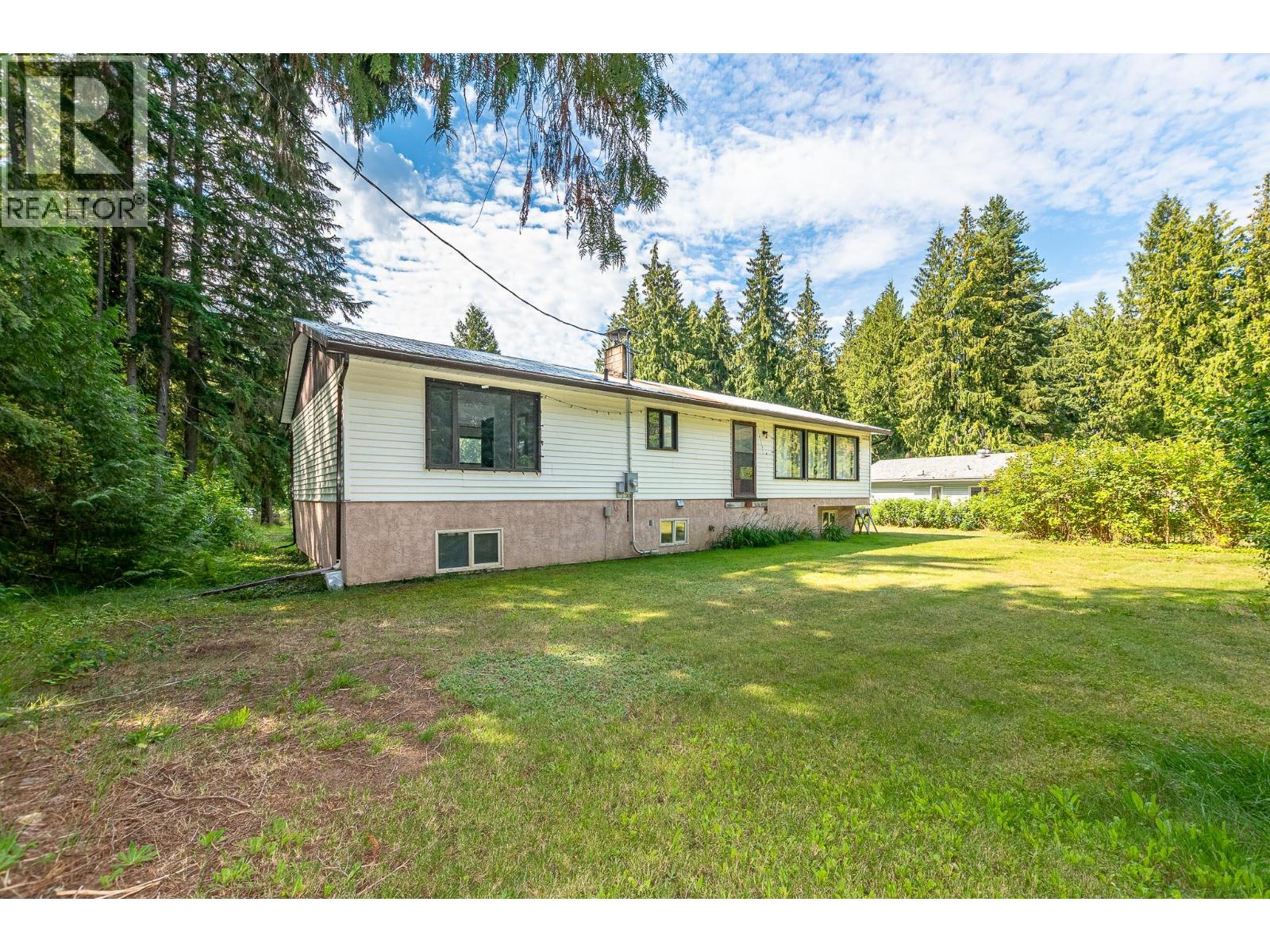 1825 Stepp Pit Road, Sicamous, British Columbia  V0E 2V1 - Photo 17 - 10358567