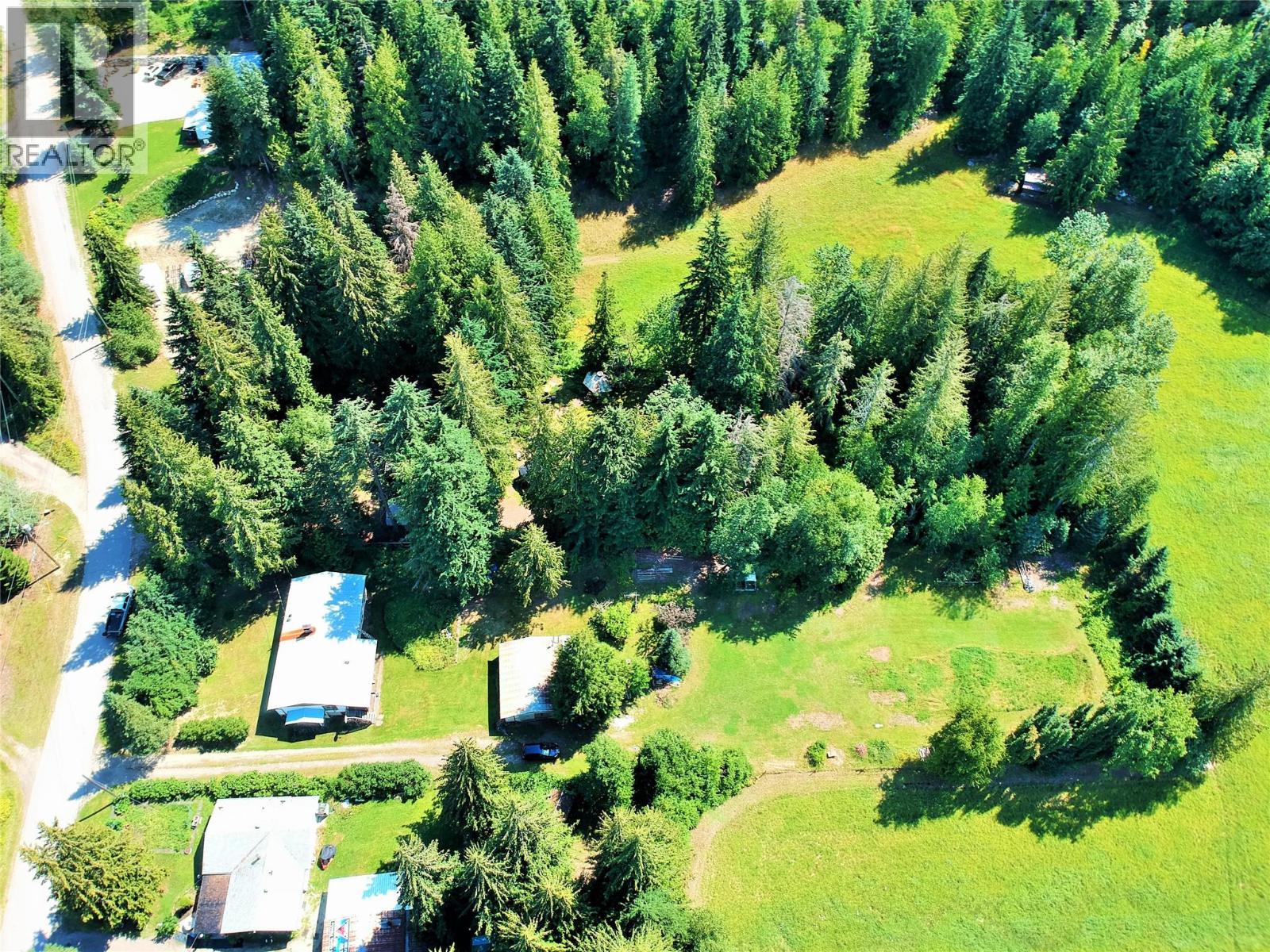 1825 Stepp Pit Road, Sicamous, British Columbia  V0E 2V1 - Photo 3 - 10358567