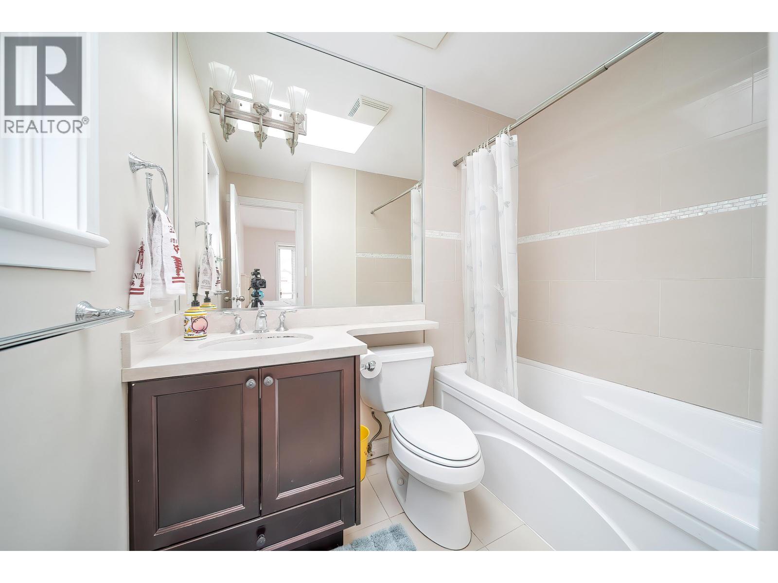 2407 W 18th Avenue, Vancouver, British Columbia  V6L 1A9 - Photo 29 - R3034861