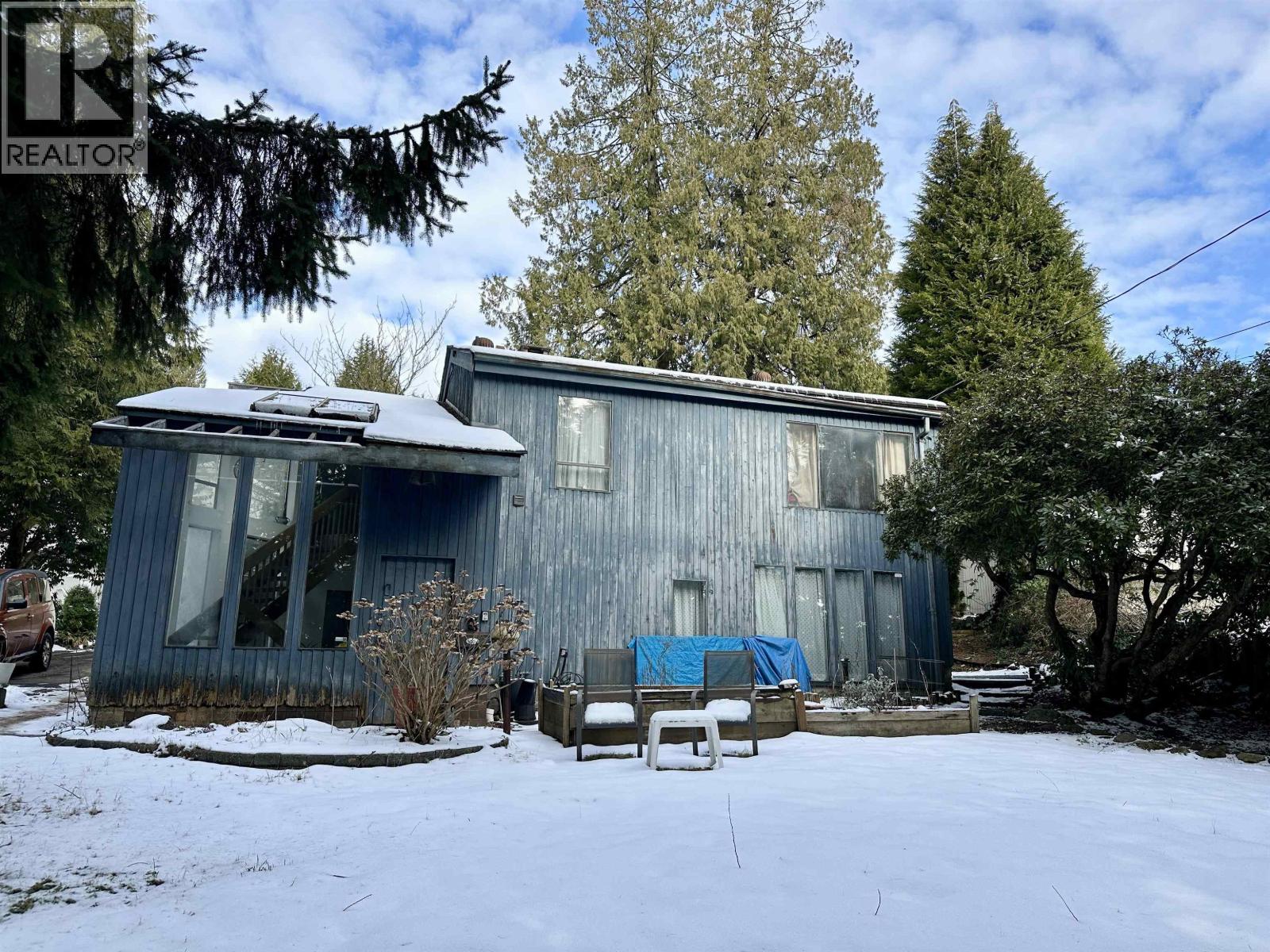 Property at 280 MARINER WAY image 3