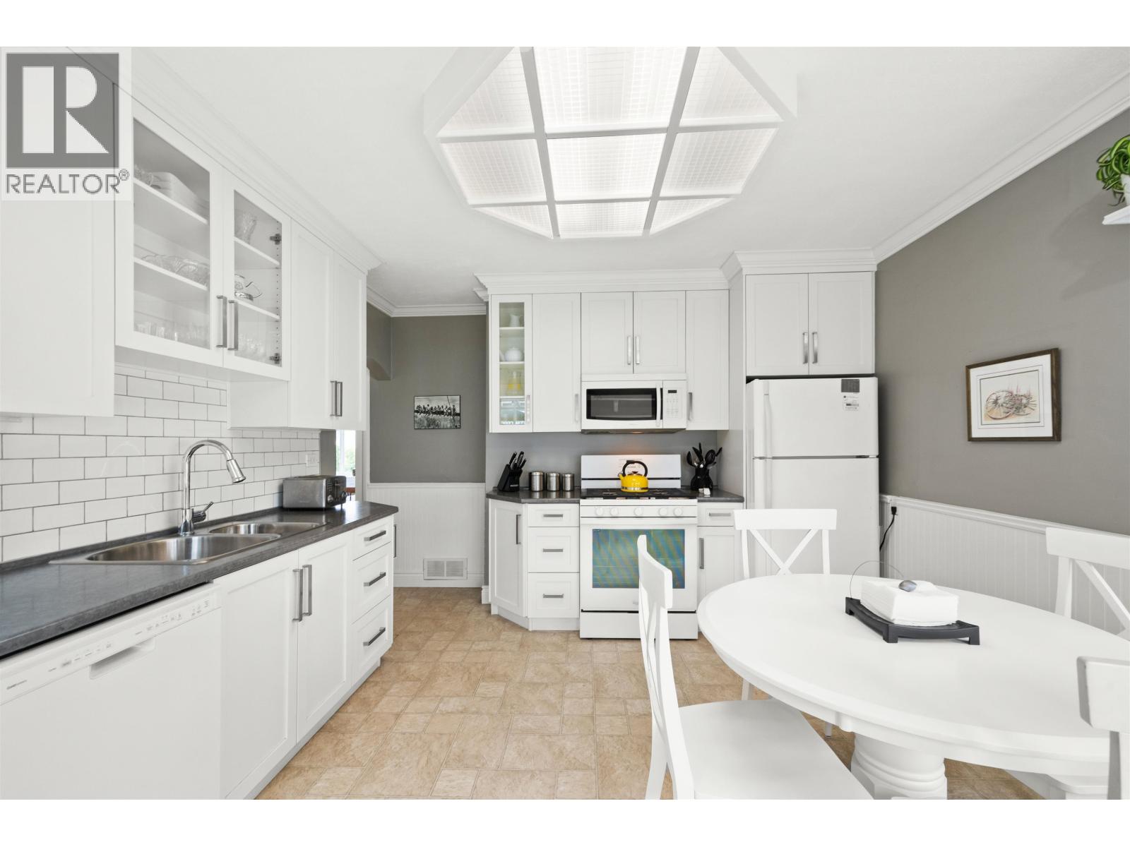 221 Richmond Street, New Westminster, British Columbia  V3L 4B5 - Photo 10 - R3034947