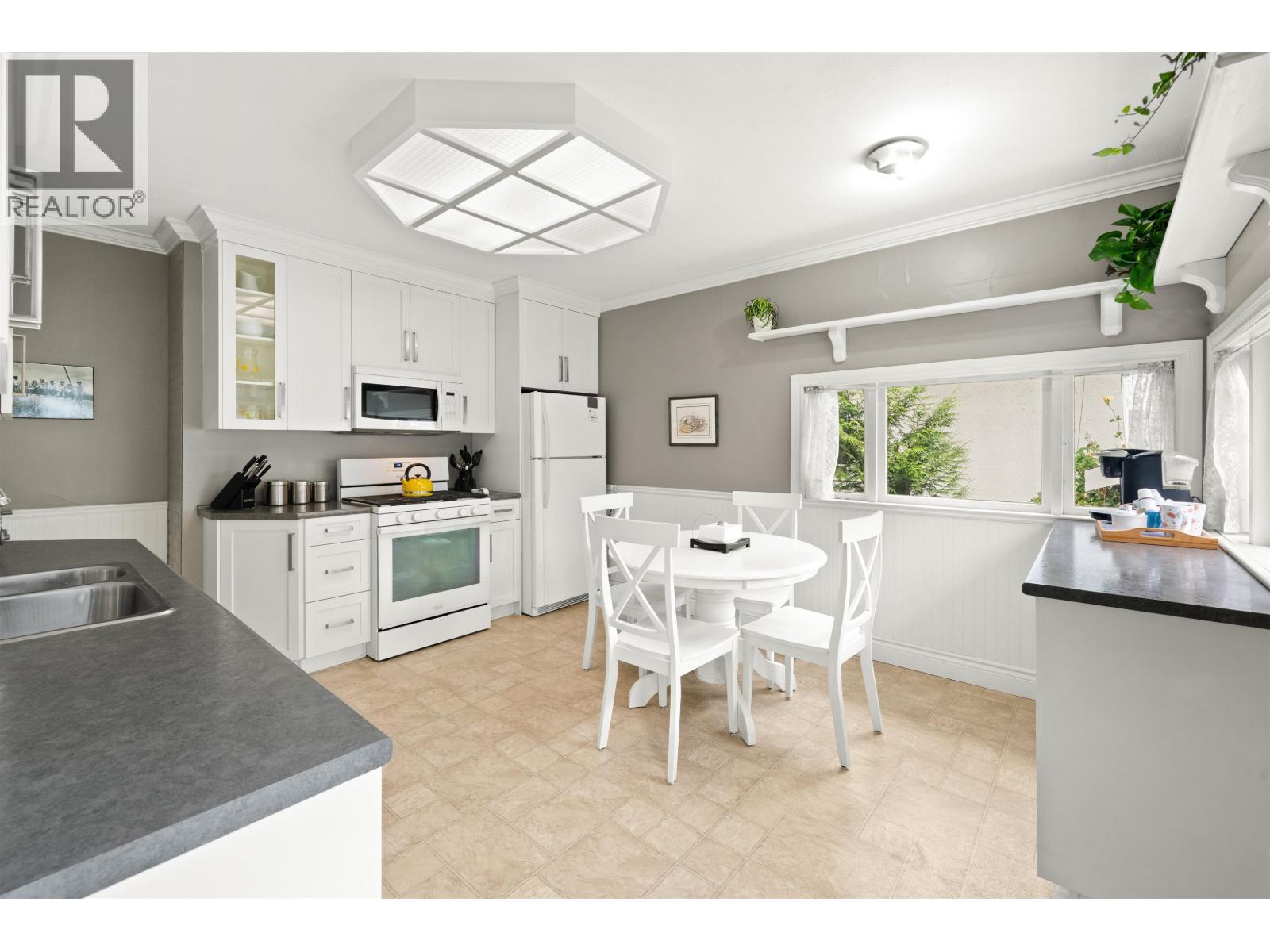221 Richmond Street, New Westminster, British Columbia  V3L 4B5 - Photo 9 - R3034947