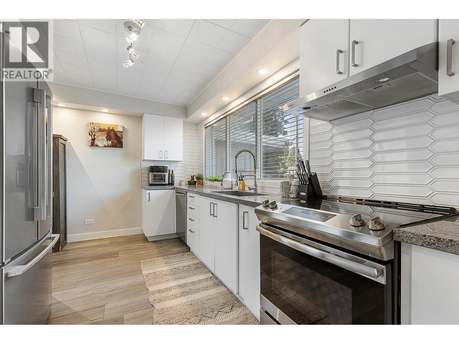 Property at 22090 CLIFF AVENUE image 5