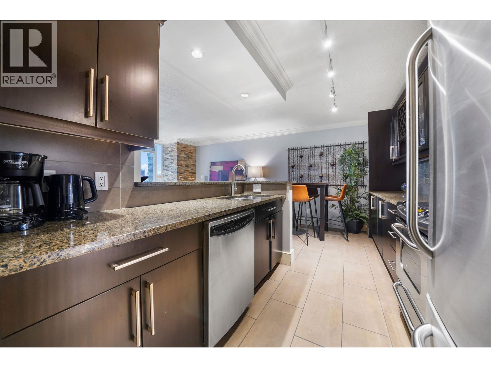 1050 Burrard Street, Vancouver, British Columbia  V6Z 2S3 - Photo 12 - R3034937