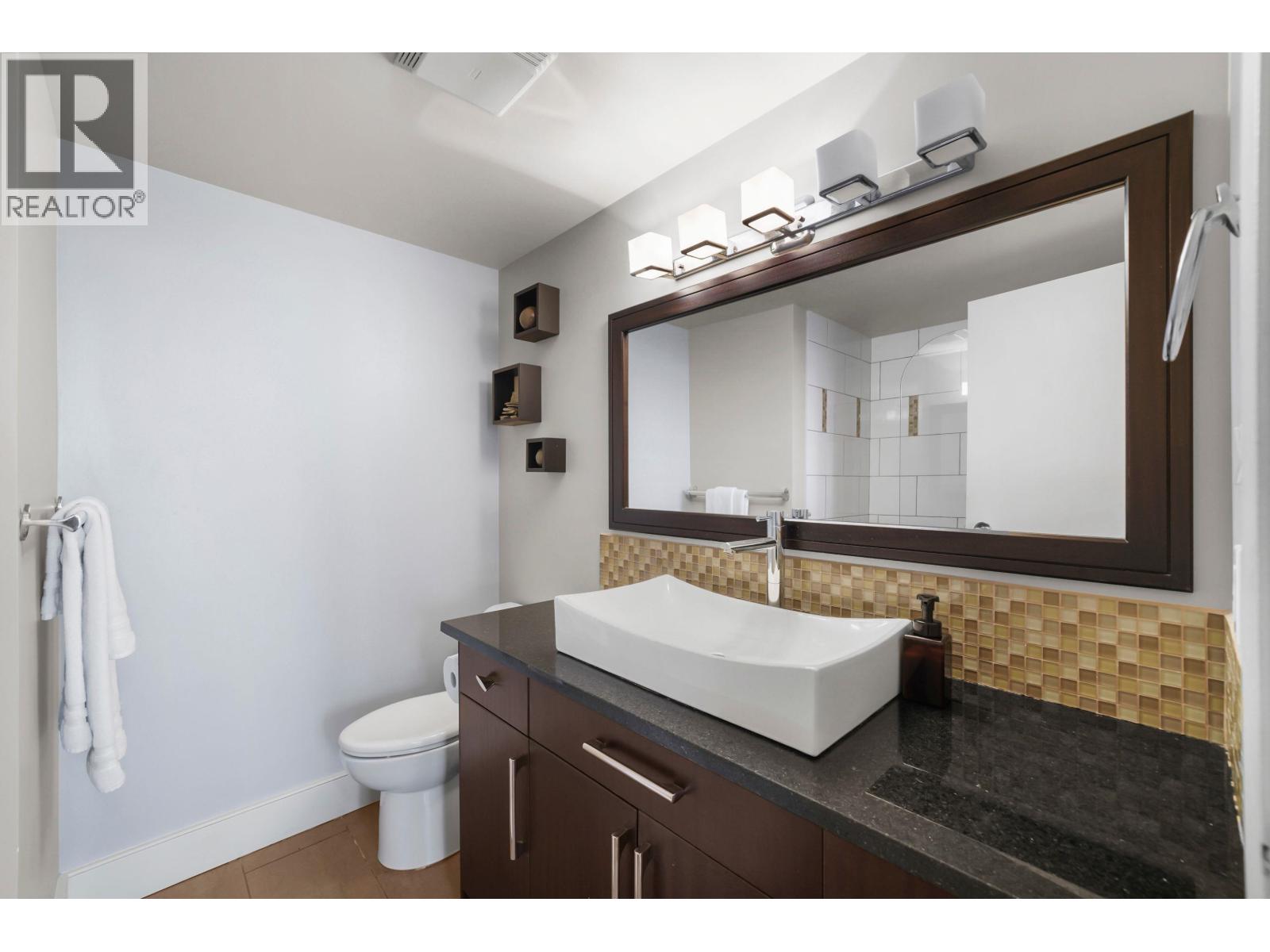 1050 Burrard Street, Vancouver, British Columbia  V6Z 2S3 - Photo 17 - R3034937