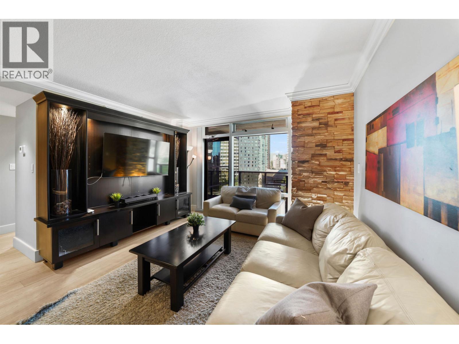 1050 Burrard Street, Vancouver, British Columbia  V6Z 2S3 - Photo 2 - R3034937