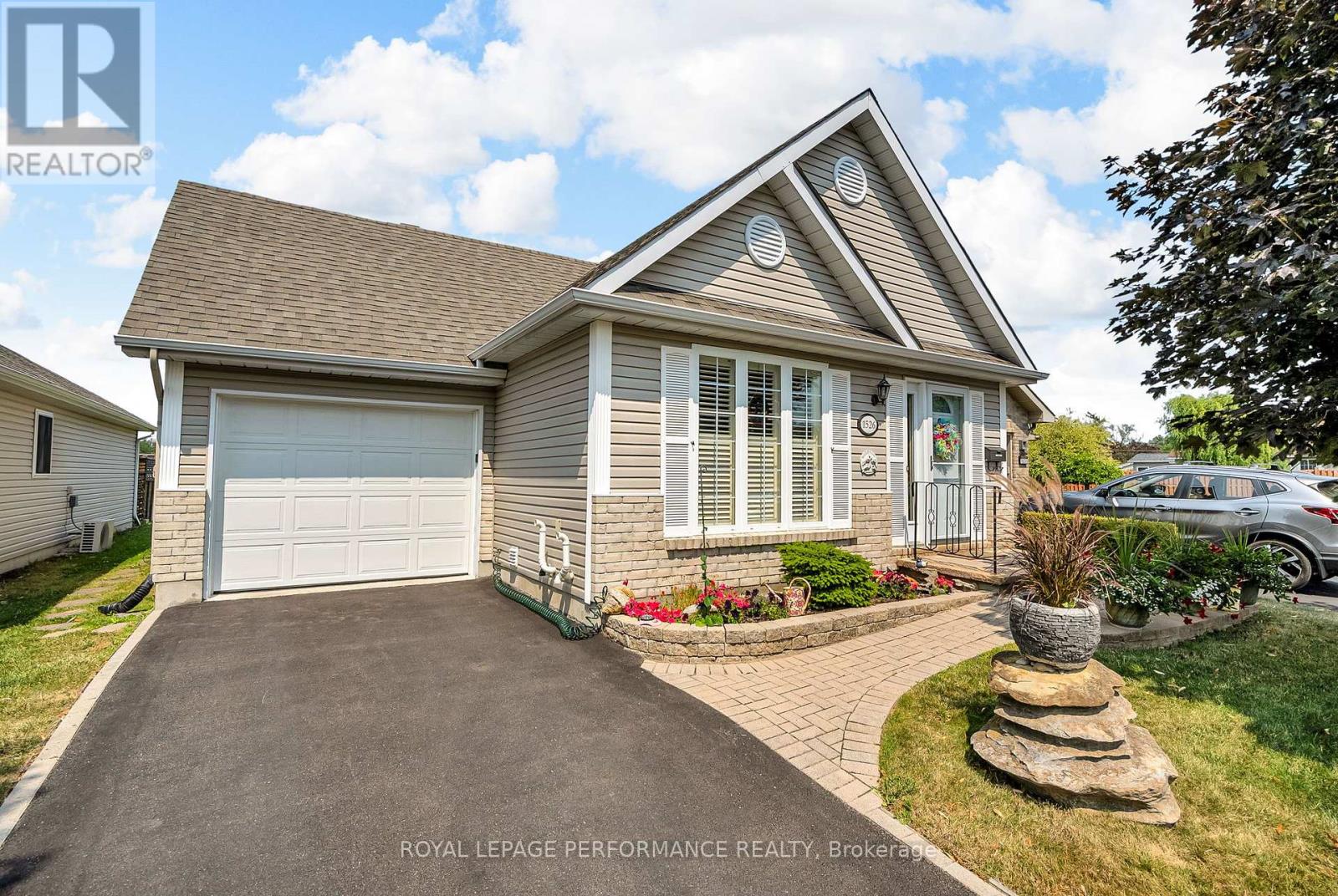 1526 Frank Court, Cornwall, Ontario  K6H 7N7 - Photo 4 - X12331860