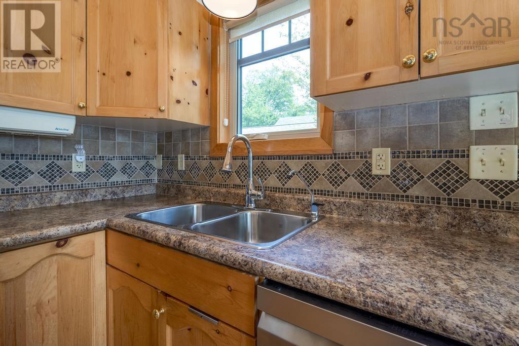 74 Canyon Point Road, Vaughan, Nova Scotia  B0N 2T0 - Photo 11 - 202520015