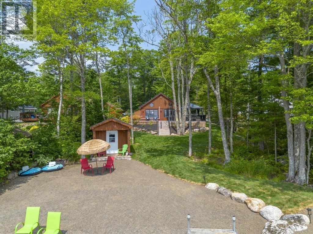 74 Canyon Point Road, Vaughan, Nova Scotia  B0N 2T0 - Photo 5 - 202520015