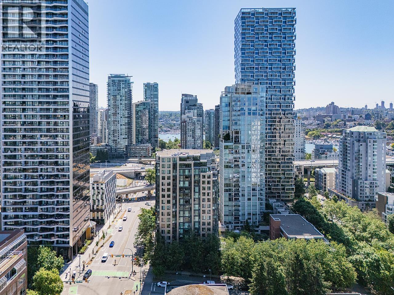 605 888 Pacific Street, Vancouver, British Columbia  V6Z 2S6 - Photo 2 - R3034685