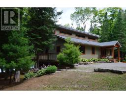 2272 MINNICOCK LAKE ROAD, highlands east (glamorgan), Ontario