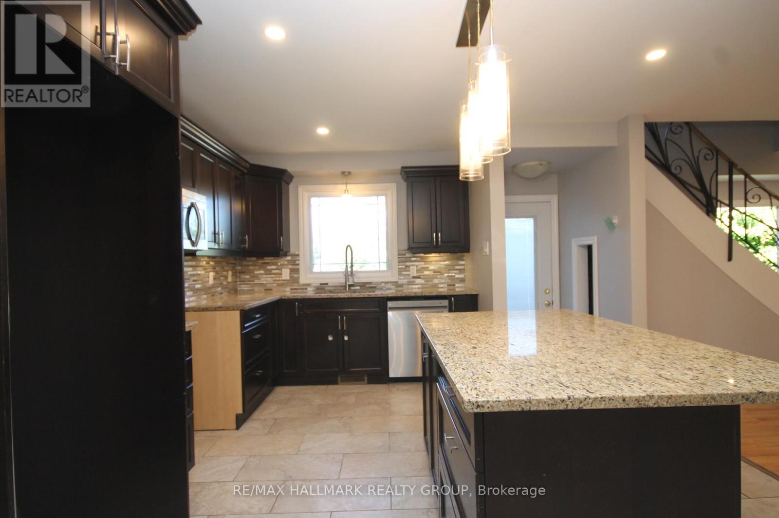 1844 River Road, Ottawa, Ontario  K4M 1B4 - Photo 12 - X12331877