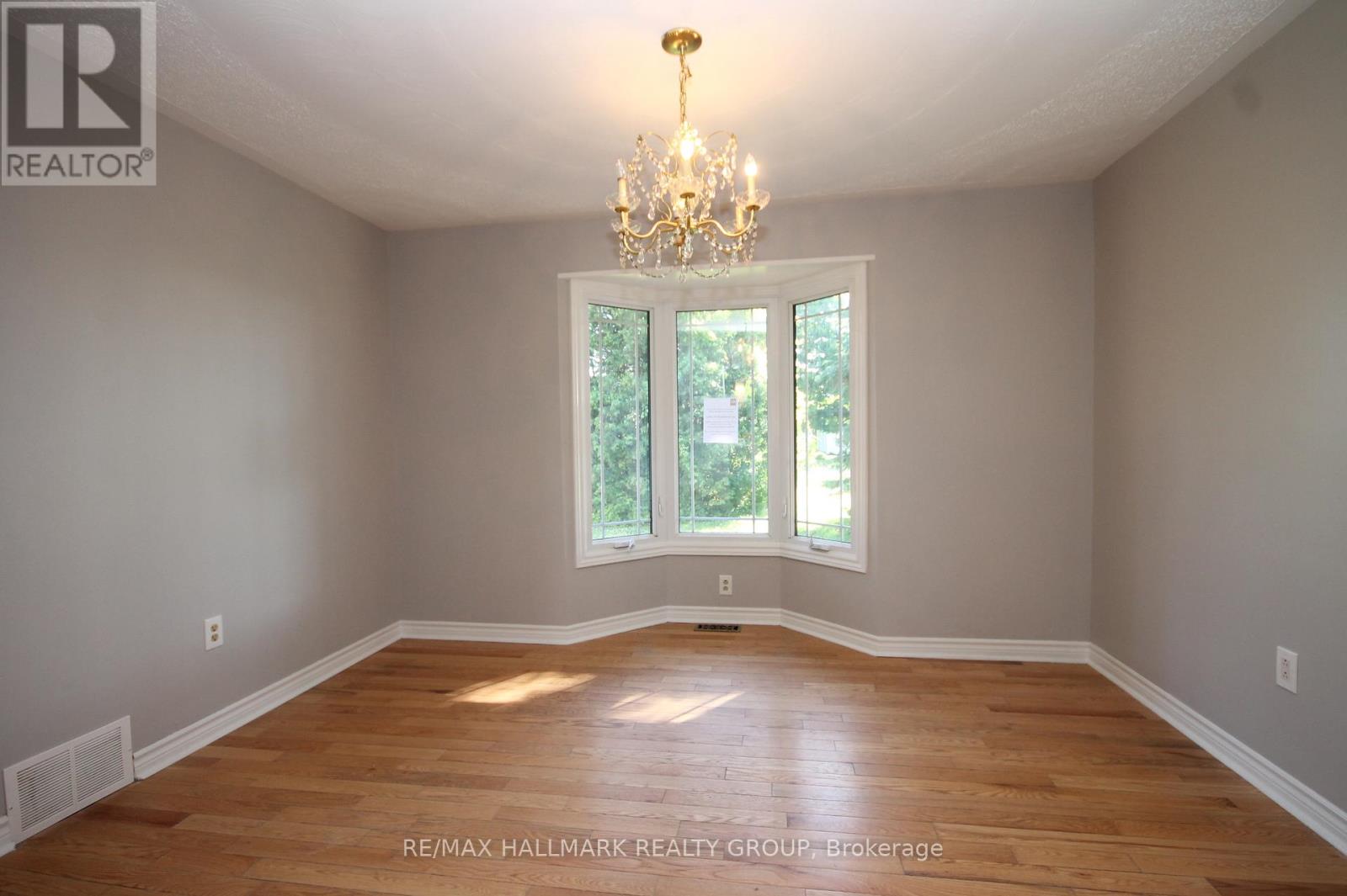 1844 River Road, Ottawa, Ontario  K4M 1B4 - Photo 14 - X12331877