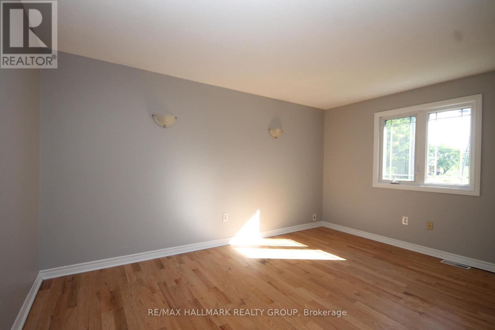 1844 River Road, Ottawa, Ontario  K4M 1B4 - Photo 15 - X12331877