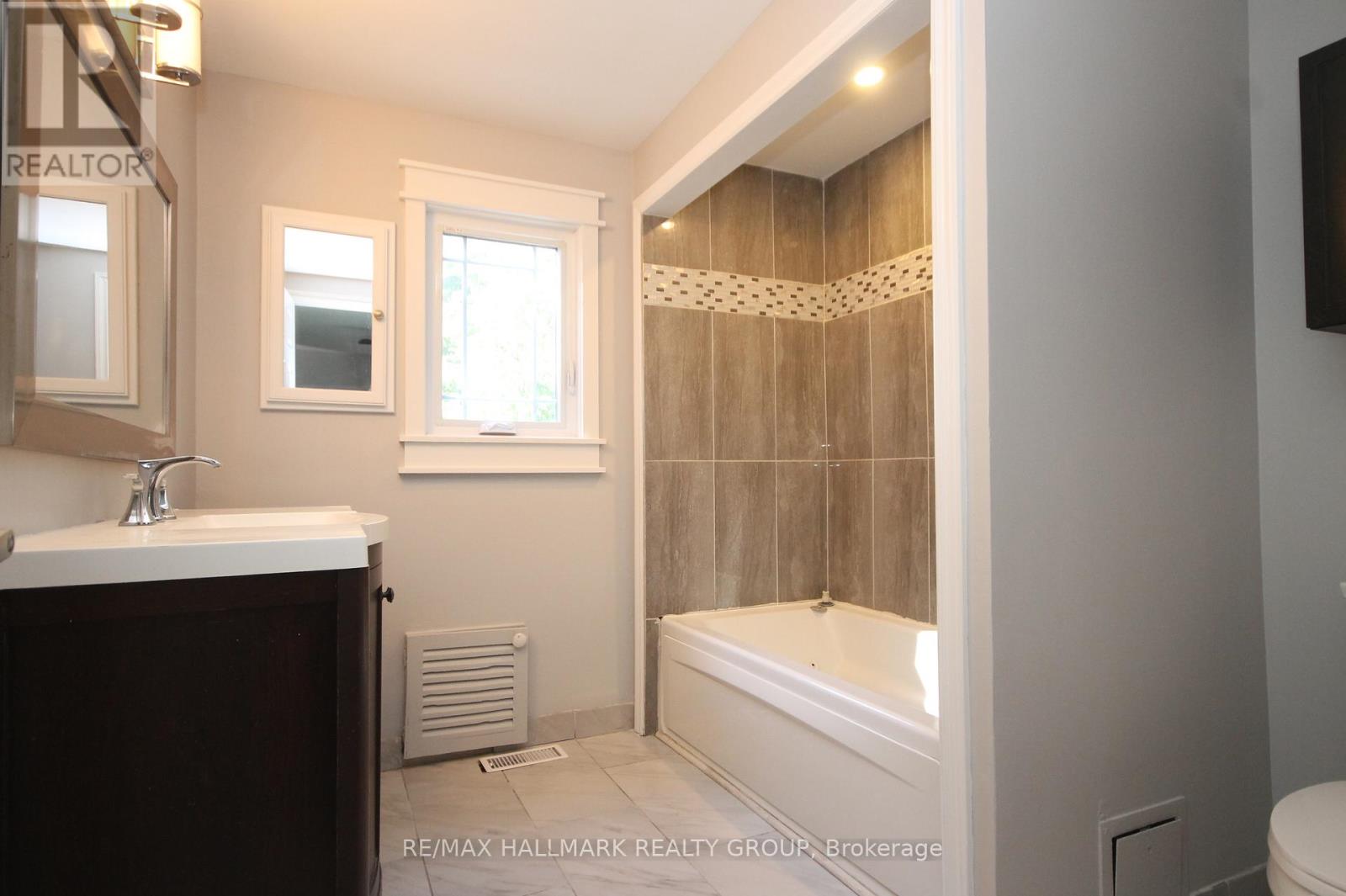 1844 River Road, Ottawa, Ontario  K4M 1B4 - Photo 16 - X12331877