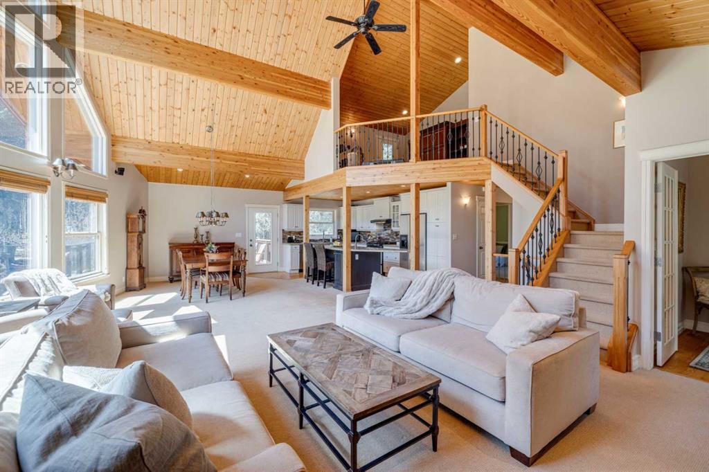 118 Mountain Lion Drive, Bragg Creek, Alberta  T0L 0K0 - Photo 7 - A2215187