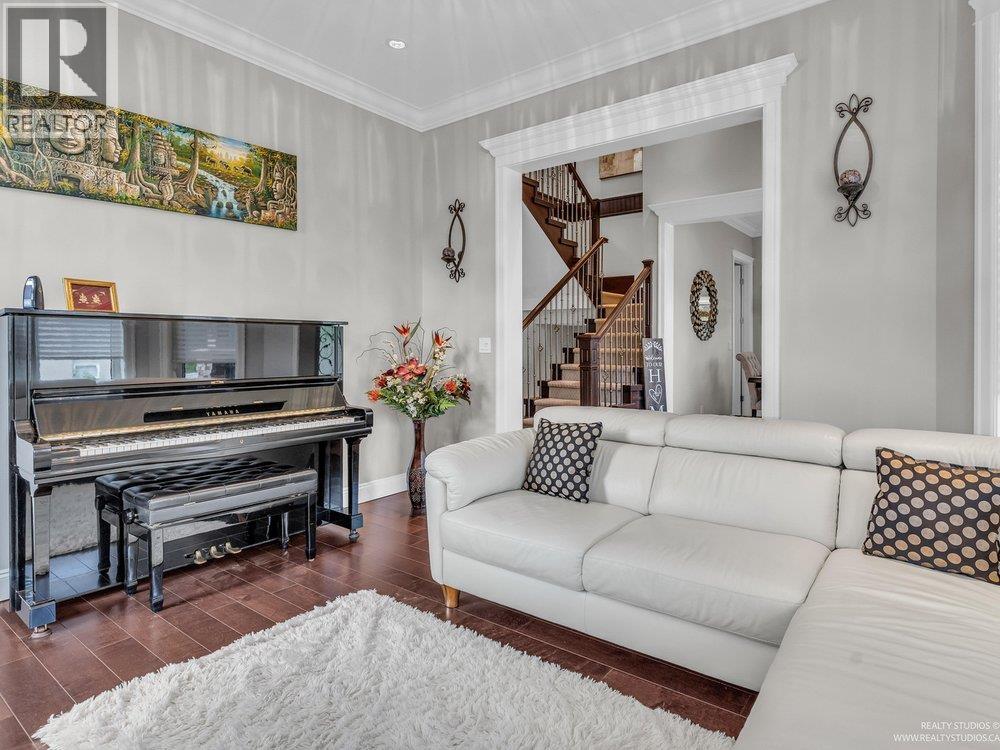 4188 Fir Street, Burnaby, British Columbia  V5G 0B2 - Photo 7 - R3035060