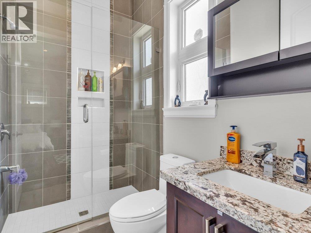 4188 Fir Street, Burnaby, British Columbia  V5G 0B2 - Photo 11 - R3035060