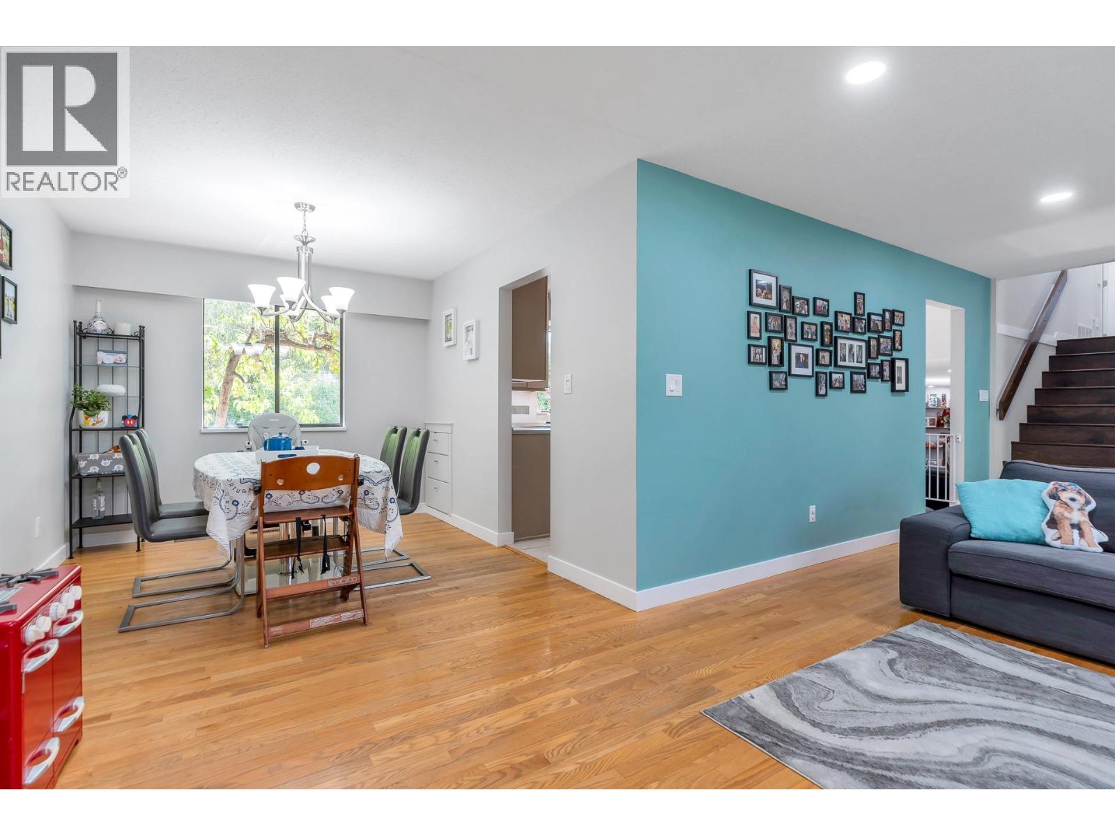 21652 121 Avenue, Maple Ridge, British Columbia  V2X 3S6 - Photo 5 - R3034693