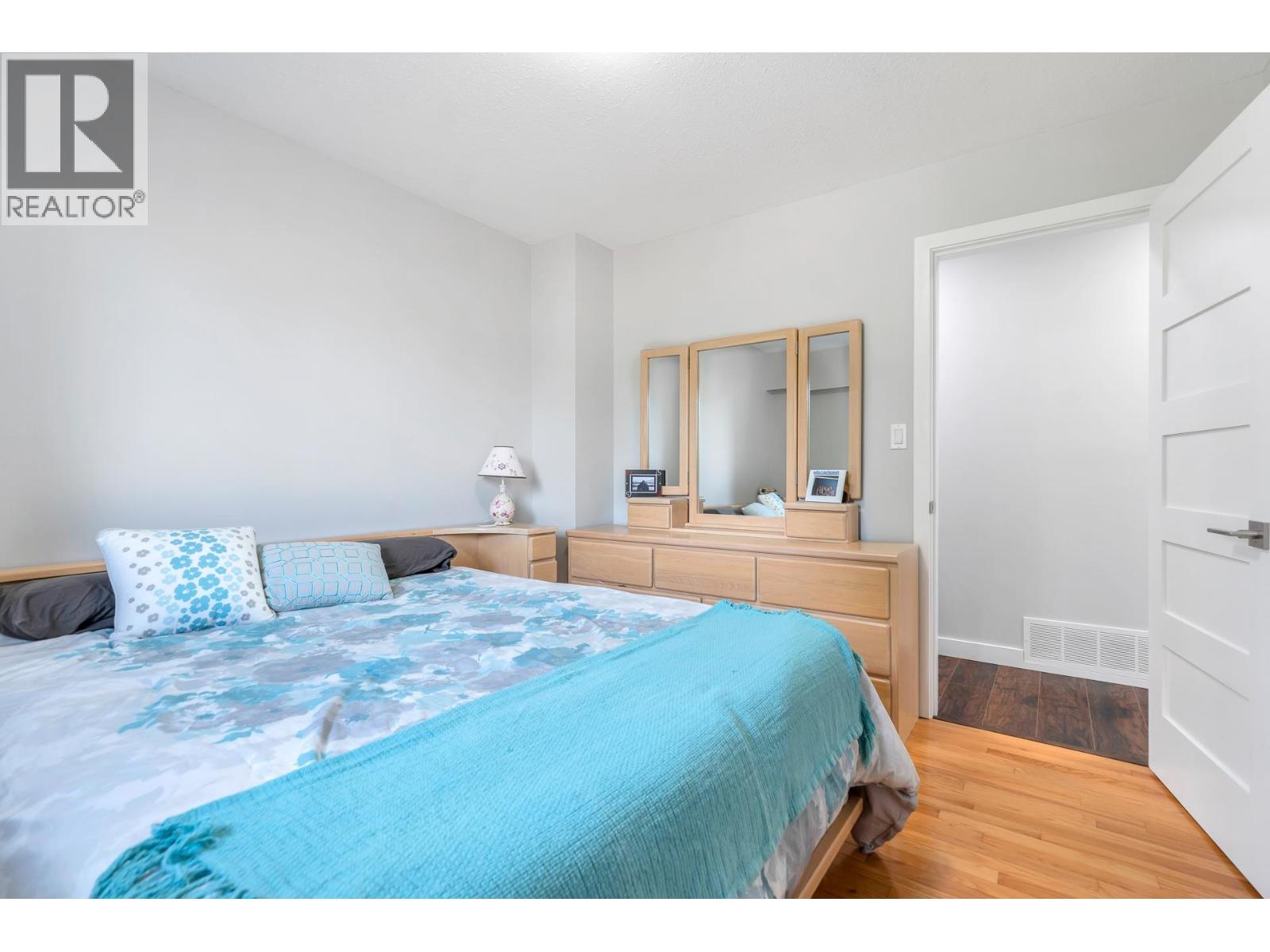 21652 121 Avenue, Maple Ridge, British Columbia  V2X 3S6 - Photo 7 - R3034693