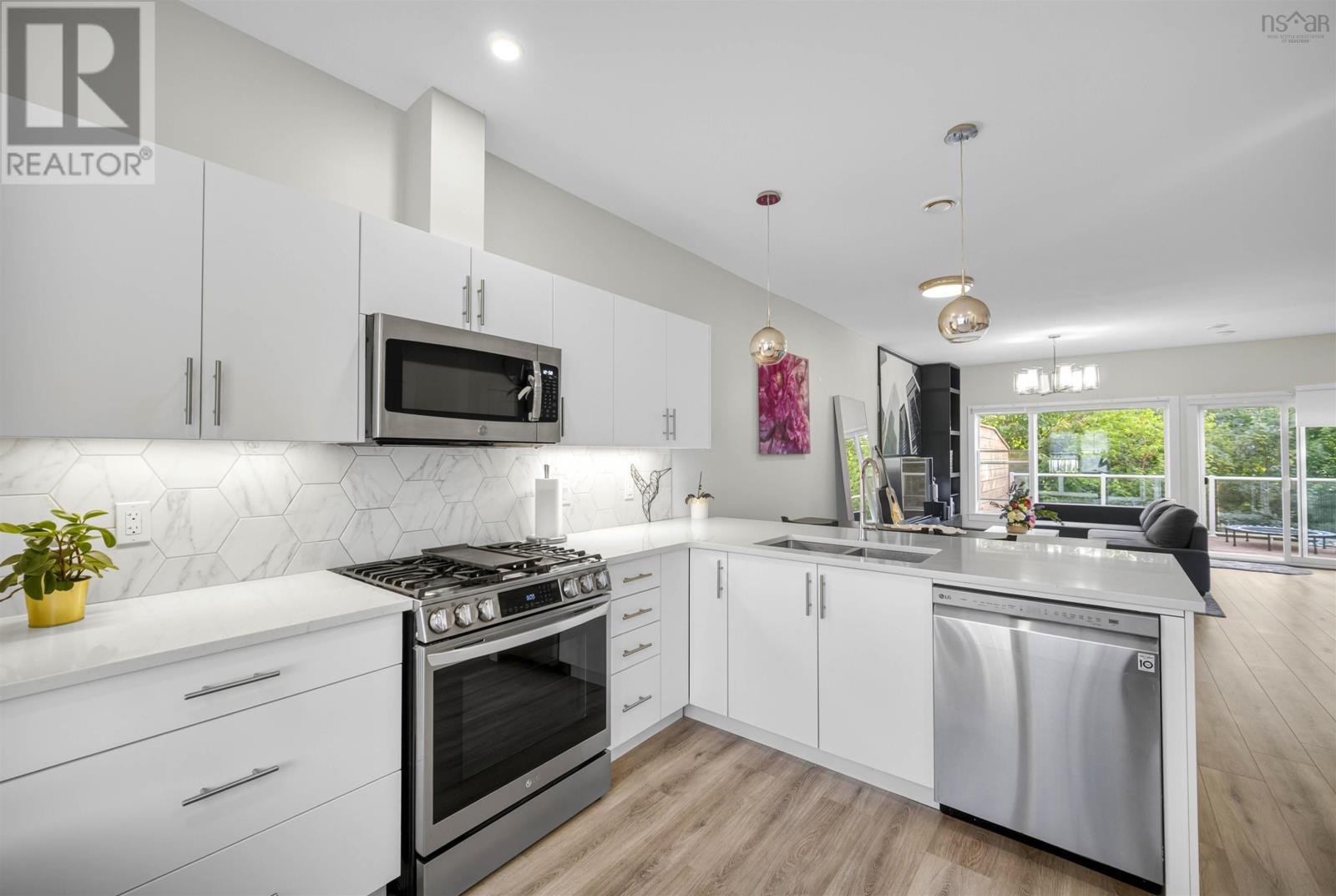 46 Nadia Drive, Dartmouth, Nova Scotia  B3A 0A6 - Photo 6 - 202519950