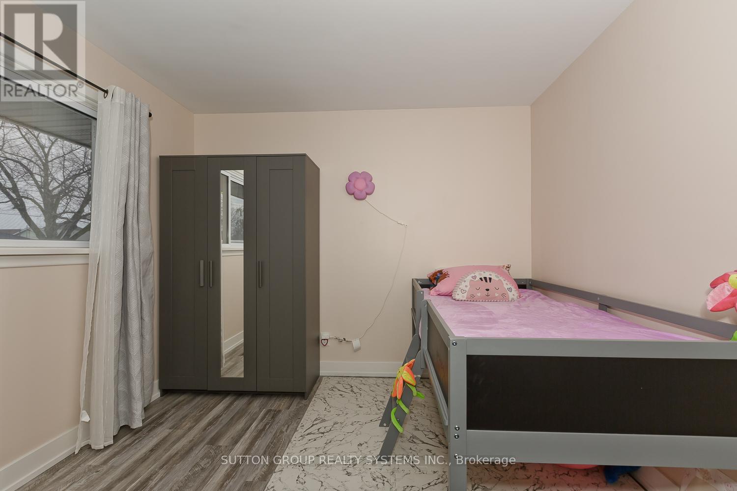 359 Bunting Road, St. Catharines, Ontario  L2M 3Y5 - Photo 22 - X12331887