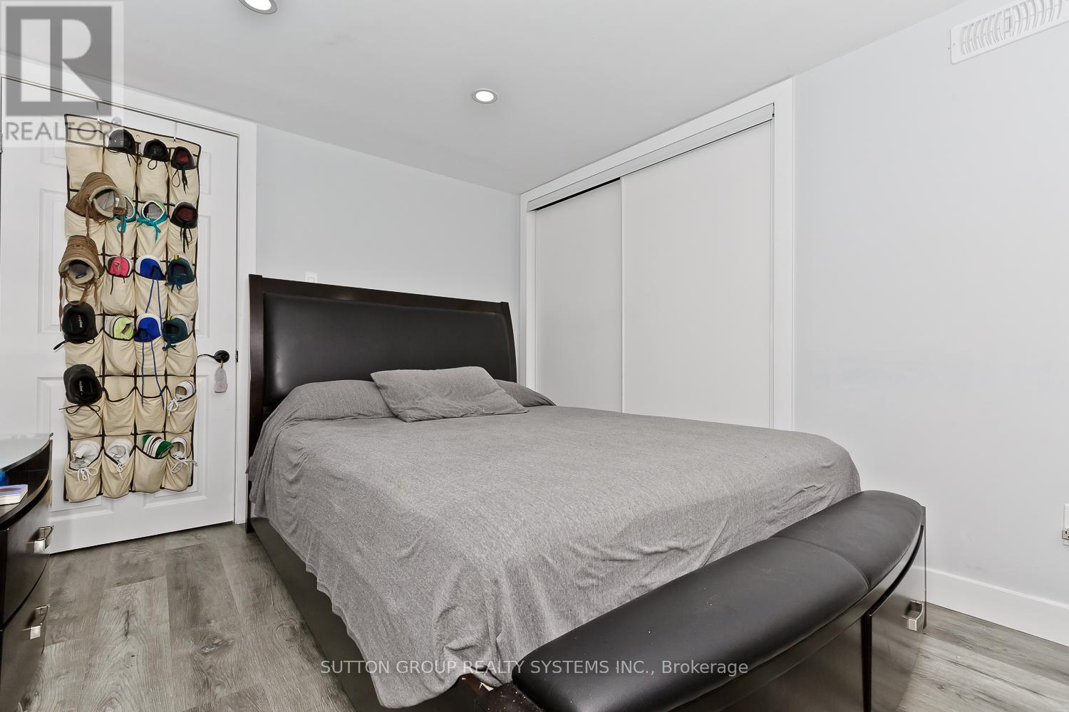359 Bunting Road, St. Catharines, Ontario  L2M 3Y5 - Photo 30 - X12331887
