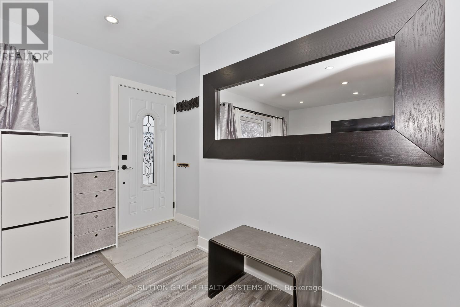 359 Bunting Road, St. Catharines, Ontario  L2M 3Y5 - Photo 5 - X12331887
