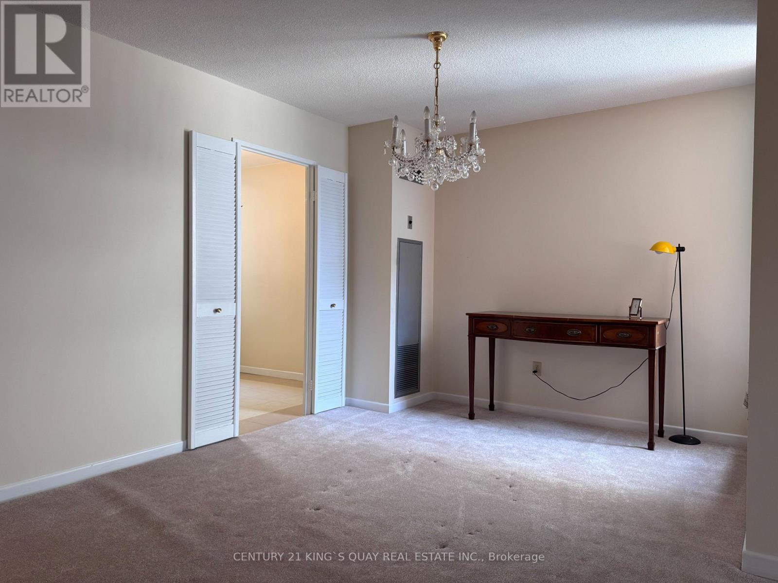 1801 - 62 Wellesley Street W, Toronto, Ontario  M5S 2X3 - Photo 7 - C12250832