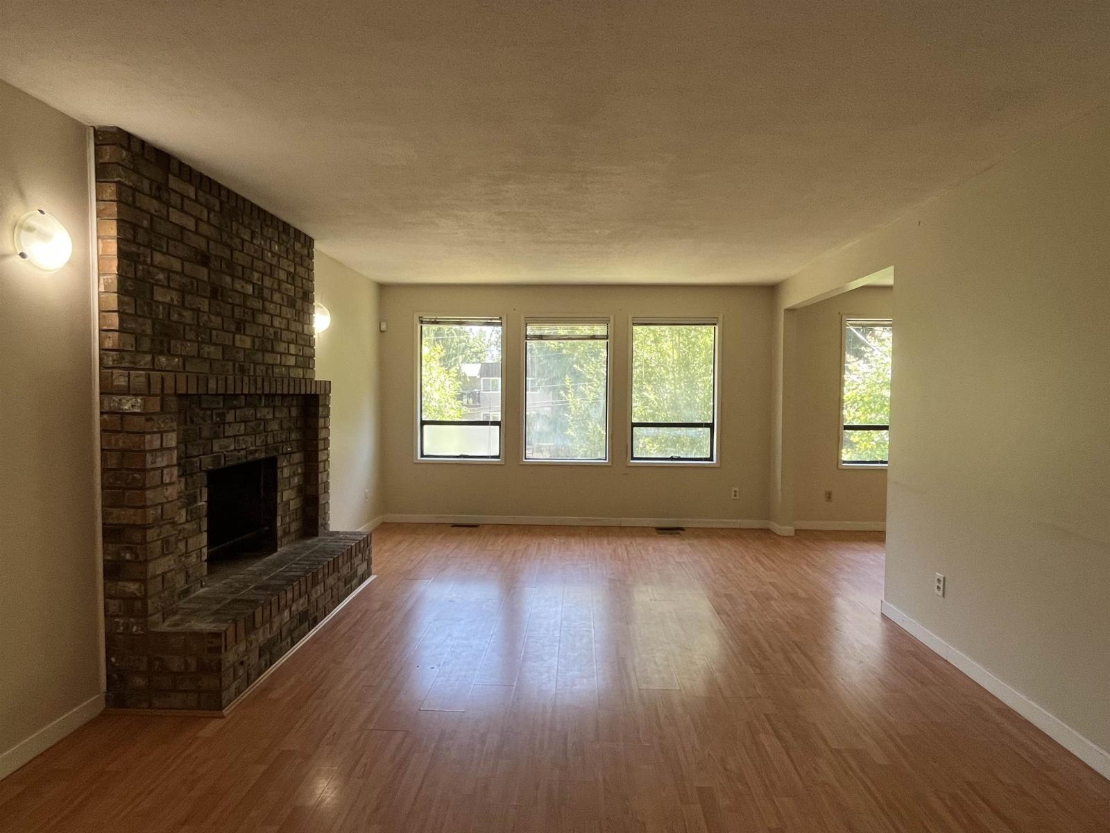 32827 14th Avenue, Mission, British Columbia  V2V 6C1 - Photo 3 - R3021579