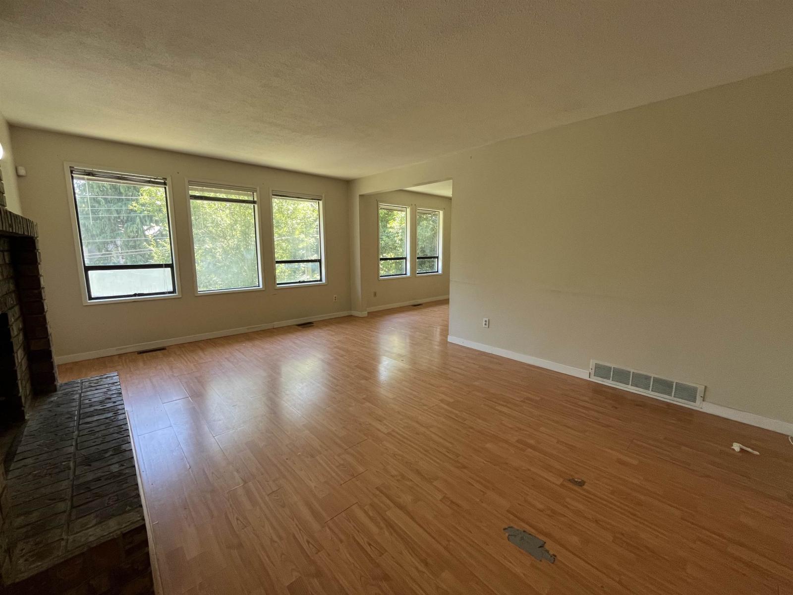 32827 14th Avenue, Mission, British Columbia  V2V 6C1 - Photo 4 - R3021579