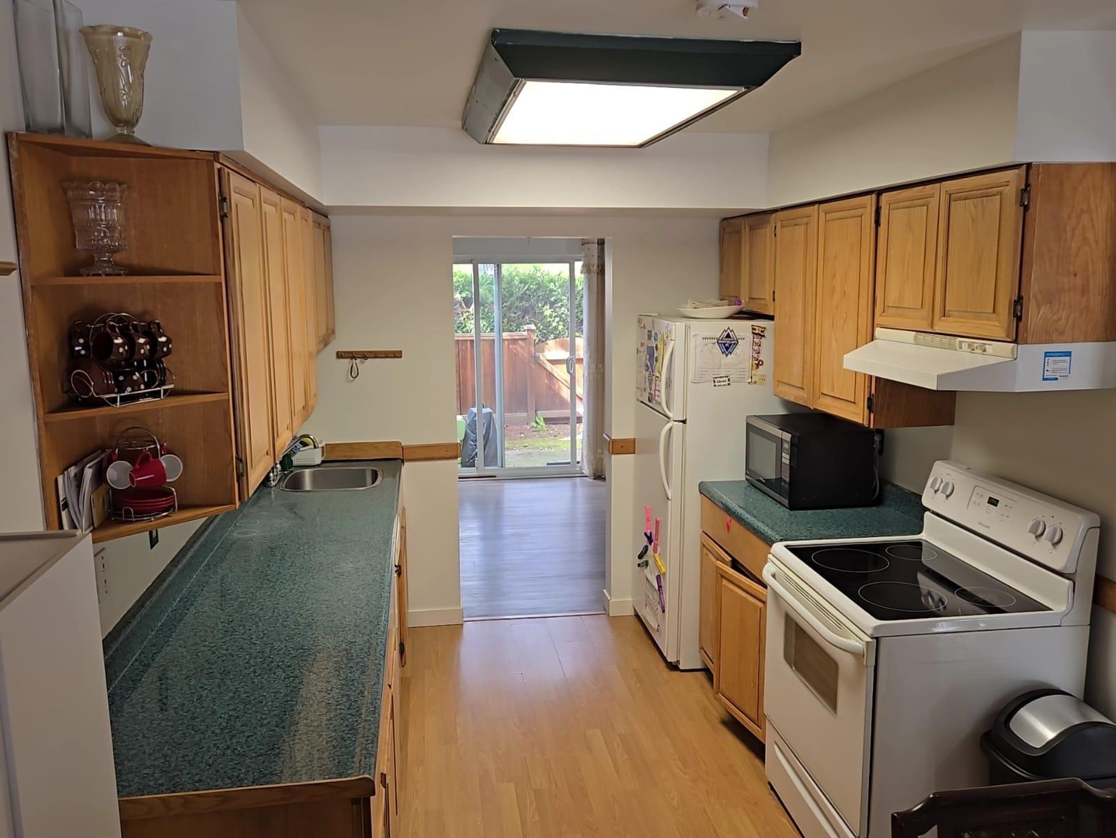 111 13880 74 Avenue, Surrey, British Columbia  V3W 7E6 - Photo 6 - R3003114