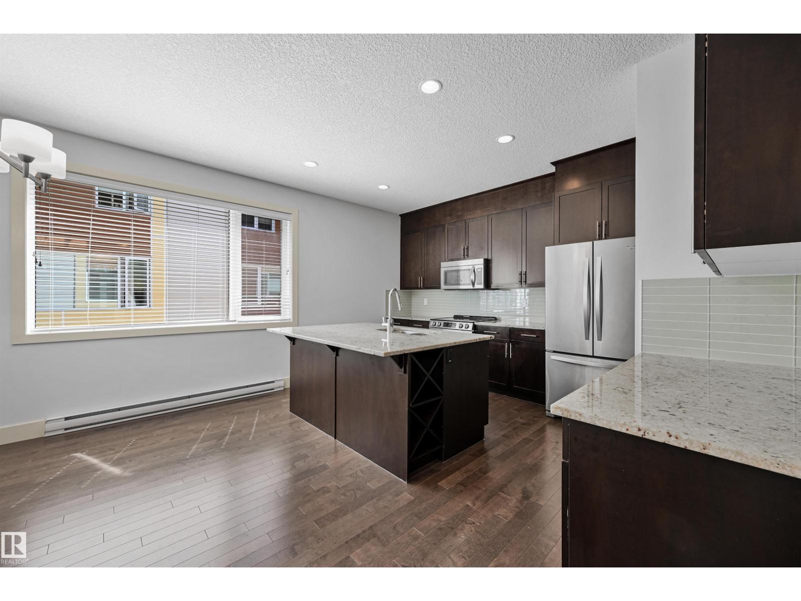 7506 May Cm Nw, Edmonton, Alberta  T6R 0G9 - Photo 12 - E4448183